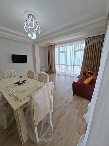 Uzunmüddətli kirayə mənzillər: 🏡 ƏMLAK MƏLUMATLARI 📍 Ünvan: Sumqayıt Bulvarı, Bəyaz MTK Yaşayış — 14