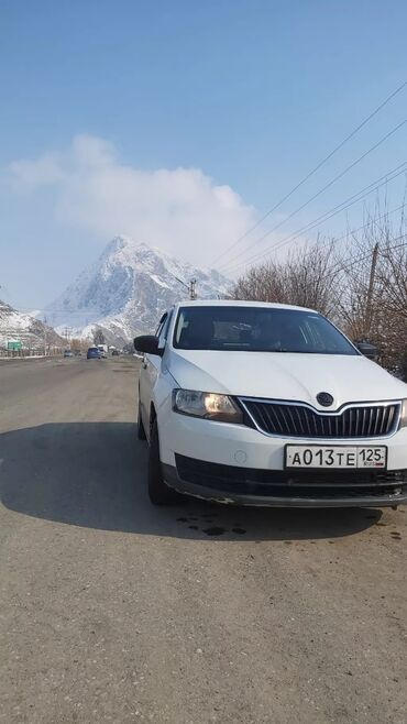 резина на зил 131: Skoda Rapid: 2015 г., 1.6 л, Механика, Бензин