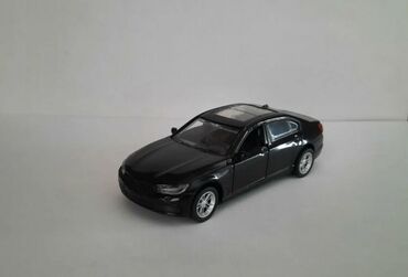 Oyuncaqlar: Təcili Satılır. Endirim Var. Ford Mustang sport modelka satılır.USA — 22