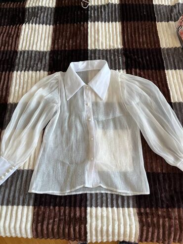 Çəkmələr: Satılır hər biri ucuz qiymətə . Qara kurtka və qara şalvarheç — 5