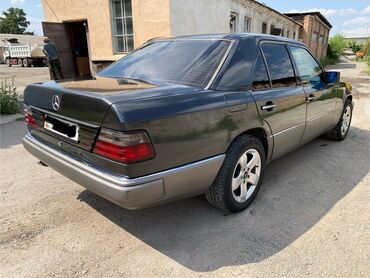 купить мерседес спринтер в европе: Mercedes-Benz W124: 1990 г., 2.6 л, Механика, Бензин, Седан