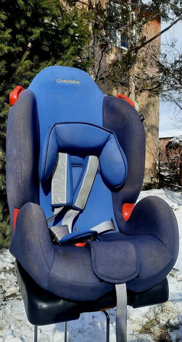 авто чехлы: Детское авто кресло состояние отличное продам или обменяю каракол