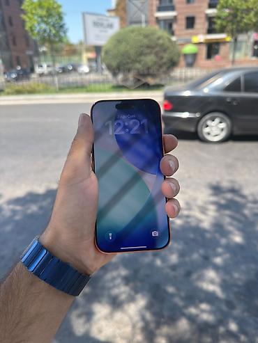 iphone 111: IPhone 17 Pro, 256 GB, Narıncı, Zəmanət, Simsiz şarj, Face ID — 6