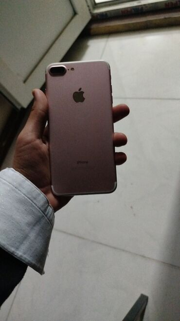 Apple iPhone: IPhone 7 Plus, 128 GB, Barmaq izi