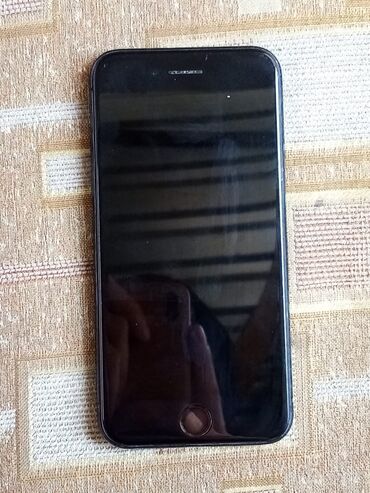 ayfon 7 32: IPhone 7, 32 GB, Qara, Barmaq izi