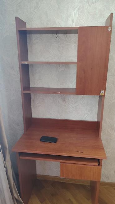 kombi şkafı: Düz masa, Polkalı, Siyirməli, Sadə laminat — 1