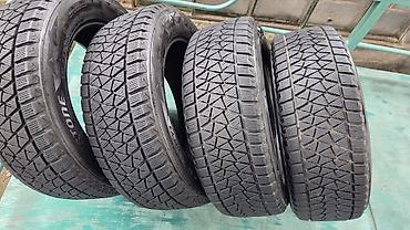 Шины: Зимние шины Bridgestone Blizzak DM-V2, комплект 4 шт. - Размер — 3