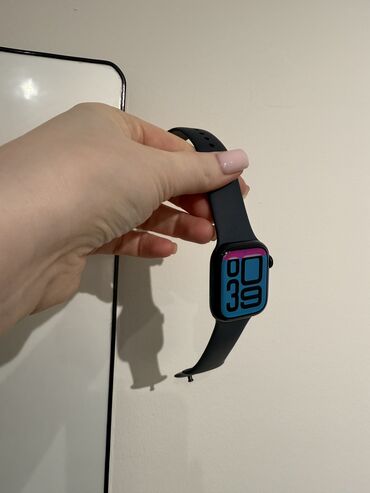 Apple Watch: Продаю Apple Watch, очень в хорошем состоянии.
Носила девушка — 2