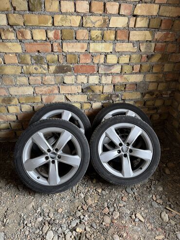 Диски: Железные Диски R 18 Audi, Комплект, отверстий - 5, Б/у — 9