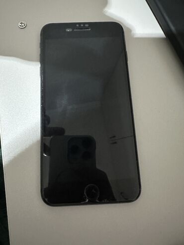 iphone 8 с документами: IPhone 8 Plus, Колдонулган, 256 ГБ, Кара, Каптама