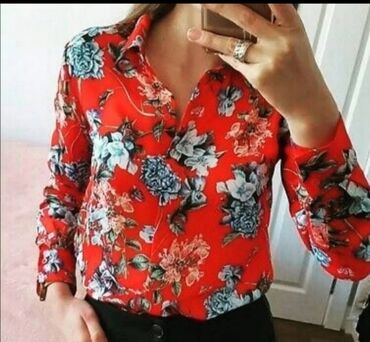 Košulje, bluze i tunike: M (EU 38), Svila, Cvetni, bоја - Crvena