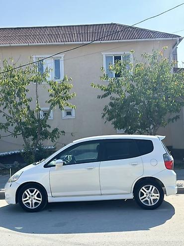 Honda: Honda Fit: 2004 г., Автомат, Хэтчбэк — 10