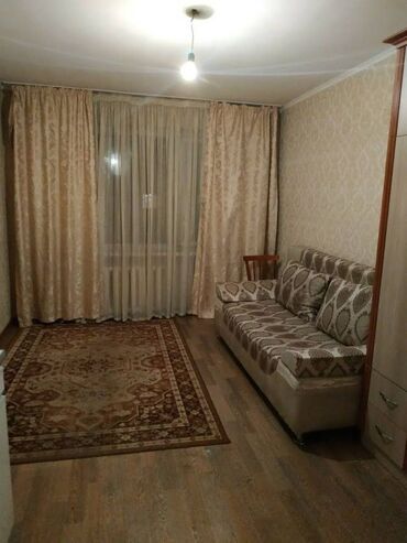 срочно продаётся 1 комнатная квартира в районе ошского рынка по улице кенсуйская: 1 комната, 18 м², Общежитие и гостиничного типа, 4 этаж, Косметический ремонт