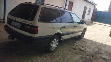 ваз лада машина: Универсал Volkswagen Passat B3, модель GL. Автомобиль бежевого цвета с