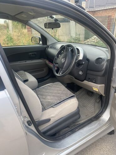 Toyota: Toyota Passo: 2004 г., 0.1 л, Автомат, Бензин, Хэтчбэк — 8