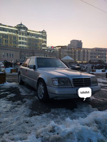 мер ешка: Mercedes-Benz E-Class: 1993 г., 2.8 л, Механика, Бензин, Седан