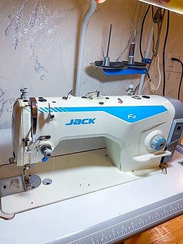 Tikiş maşınları: JACK F4 tikiş maşını – Pedal komplekti ilə. Xüsusiyyətlər: - Düz — 1