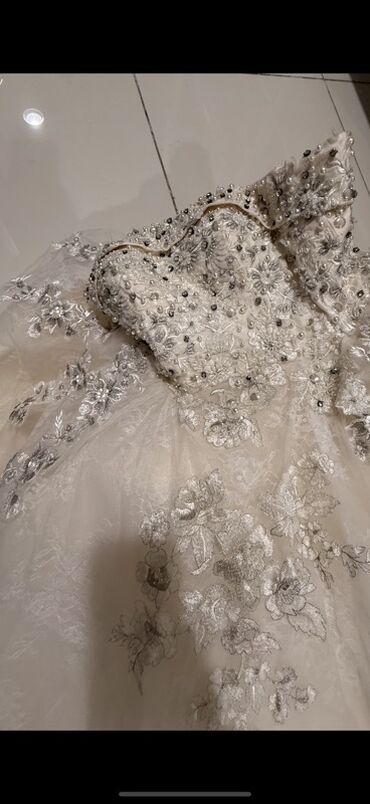 Свадебные платья: Свадебное платье, Со шлейфом, Фатин, Пышное, Жемчуг, Б/у — 11