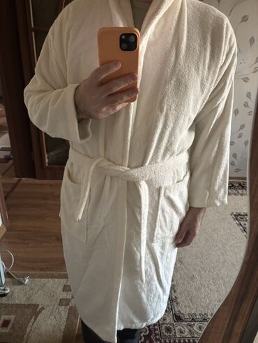 бордовые мужские костюмы: Kisi ucun hamam xalati xeleti xələti cox az islenib baha alinmisdir