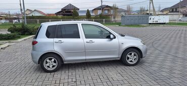 corolla runx: Mazda Demio: 2003 г., 1.3 л, Автомат, Бензин