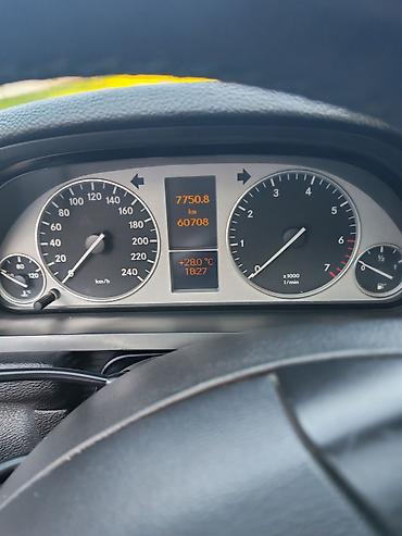 mersedes b klass: Mercedes-Benz B-Class: 1.8 l | 2011 il Hetçbek — 10