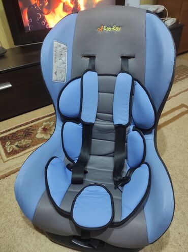 детский кресла: Автокресло, цвет - Голубой, Б/у