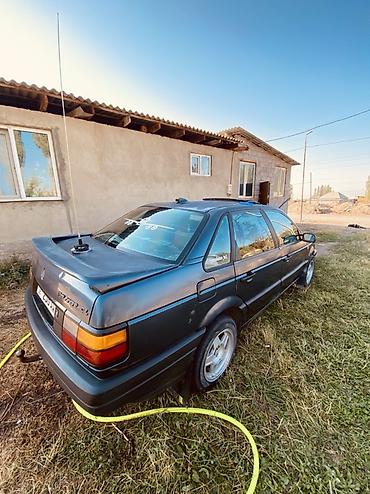 мотоцикл спорт байкер: Volkswagen Passat: 1989 г., 1.8 л, Кол менен иштөөчү, Бензин, Седан — 7