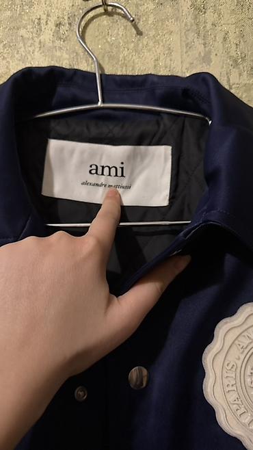 klassik geyim: Ami Paris (Alexandre Mattiussi) varsity üslublu gödəkçə - Rəng: tünd — 2