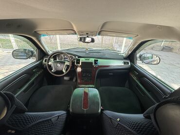 Cadillac: Cadillac Escalade: 2010 г., 6.2 л, Автомат, Бензин, Внедорожник — 10