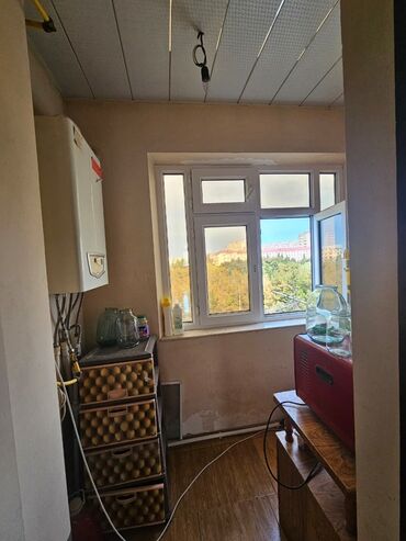 Otaqların uzunmüddətli kirayəsi: ŞEXSI MENZILLDIR .Şeherin Esas Merkez yerlerinden biri Olan 9 zu -da lalafo.az — 9 Otaqların uzunmüddətli kirayəsi: ŞEXSI MENZILLDIR .Şeherin Esas Merkez yerlerinden biri Olan 9 zu — 9