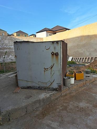 Контейнеры: 5 ton, qalın stenka, əla vəziyyətdədir, eyni zamanda qiymət barədə — 1