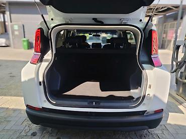 byd yan plus: LDV : 2022 г., 0.1 л, Автомат, Электромобиль, Минивэн — 5