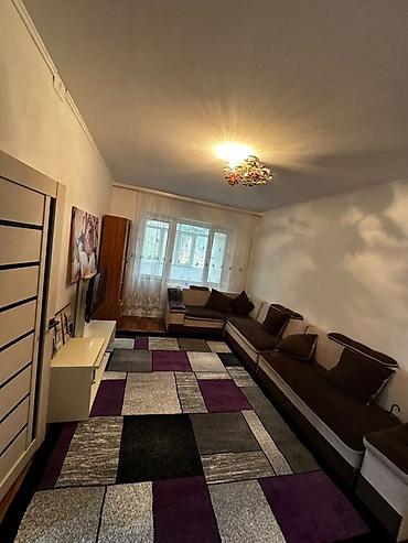 восток 5: 🏡 Продаётся 1-комнатная квартира в Восток-5! 📍 Район: Восток-5 🏢 — 8