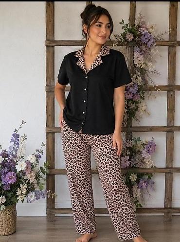 Ev geyimləri, pijamalar: Şortikli, qısaqol pijama dəstləri — 10 AZN • Uzunqol, uzun şalvarlı — 19