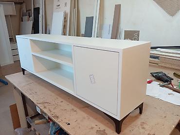 TV altlığı: Düz TV altlığı — 6