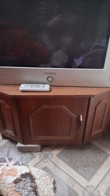 Masa və oturacaq dəstləri: Qonaq otağı üçün, Açılmayan, Dördbucaq masa, 2 stul — 4