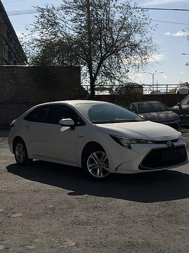 2023: Toyota Levin: 2023 г., 1.8 л, Автомат, Гибрид, Седан — 2