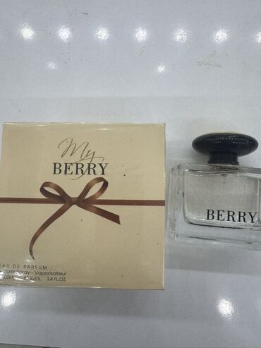 Ətriyyat: Qadın ətirləri – 100 ml (Eau de Parfum) Setdə müxtəlif qadın ətirləri — 2
