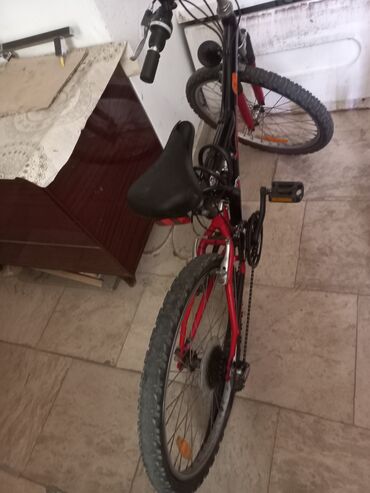 VAZ (LADA): MTB tipli velosiped - Çərçivə: metal, qara-qırmızı rəngli - Təkərlər