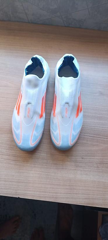 Butslar: Butslar Adidas, Ölçü: 44, İşlənmiş — 2