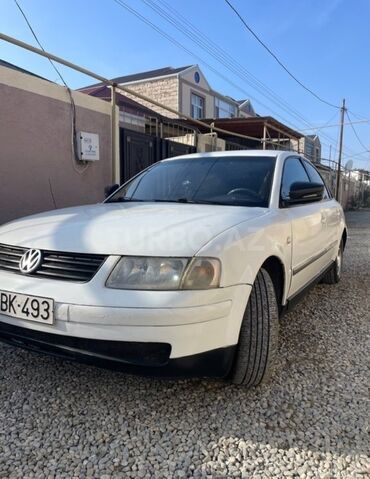 Volkswagen: Volkswagen Passat: 1.8 l | 1997 il Sedan — 3
