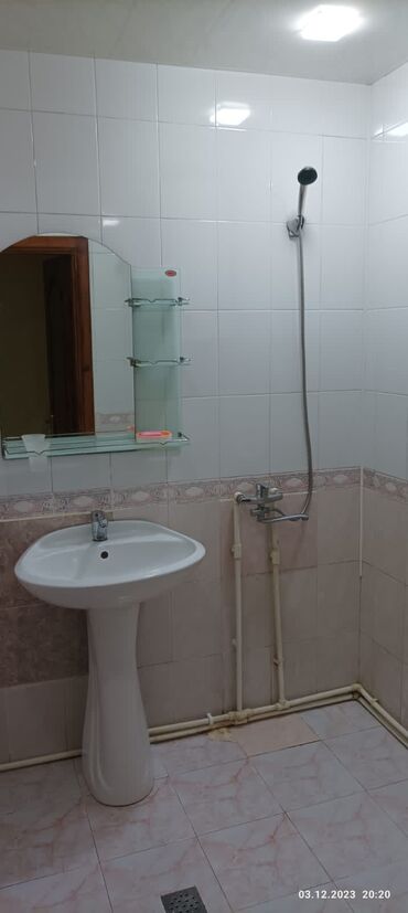 Köhnə tikili: Bakı, Yeni Günəşli Massiv B, 2 otaqlı, Köhnə tikili, 54 kv. m — 7