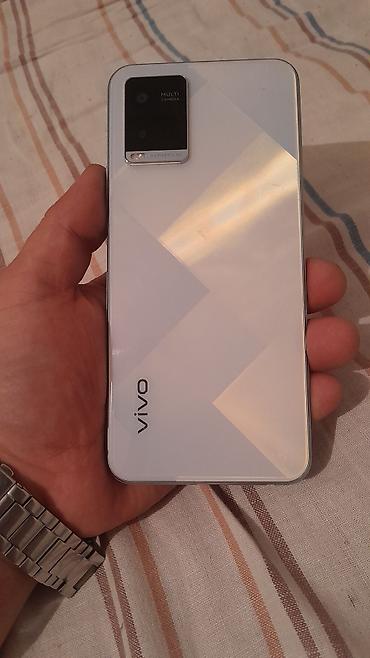 Vivo Y20 2021, Б/у, 64 ГБ, цвет - Белый, 2 SIM — 2