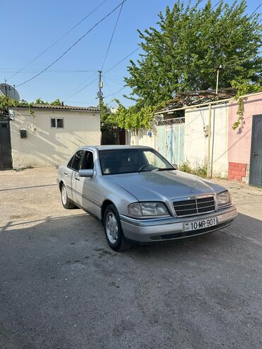 mersedes maşınlar: Mercedes-Benz C 180: 1.8 l | 1994 il Sedan