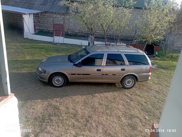 masin bazari azerbaycan: Opel Vectra: 1.6 l | 1997 il | 673159 km Universal