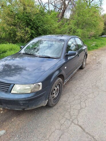 б3 седан: Volkswagen Passat: 2000 г., 1.8 л, Механика, Бензин, Седан