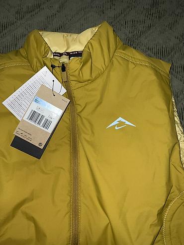 Prsluci: NIKE Trail PrimaLoft® Men's Therma-FIT Running Gilet vel. M, L — 9