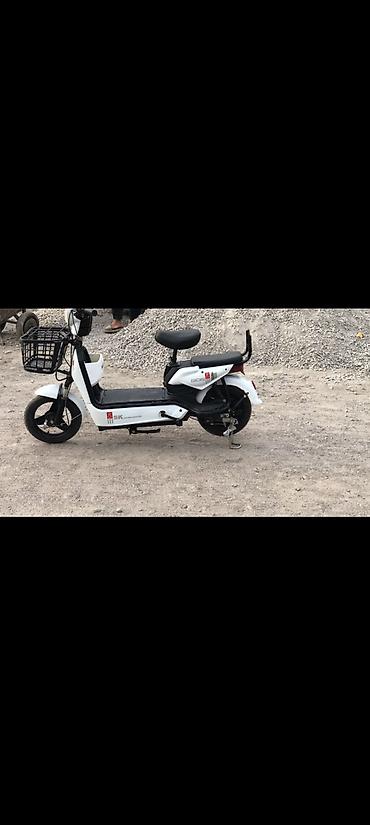 На продаже ск8 состояние идеальное вложения только зарядка перестало