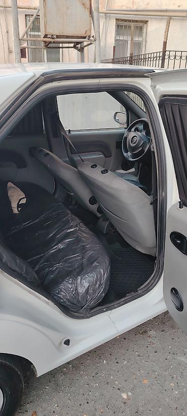 Renault: Renault Logan: 1.6 l | 2013 il 335000 km Sedan — 8