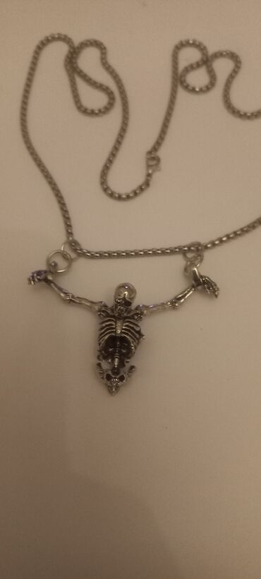 Bijuteriya dəstləri: Her biri 16 manat — 4